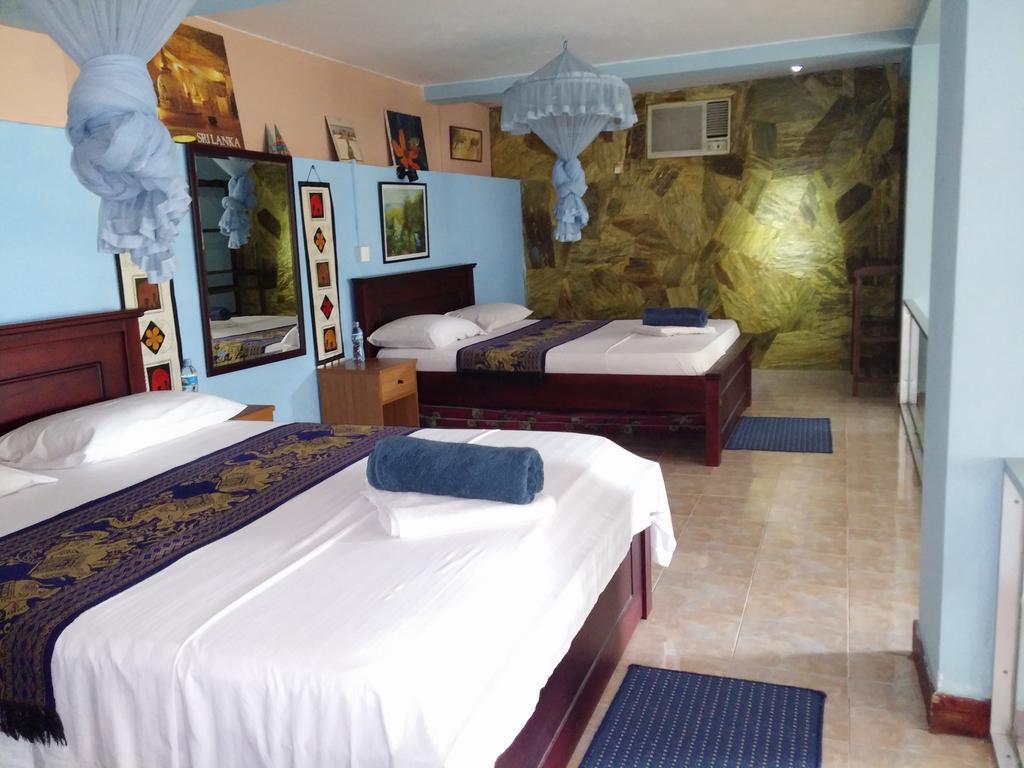 Days Inn Kandy Exterior photo