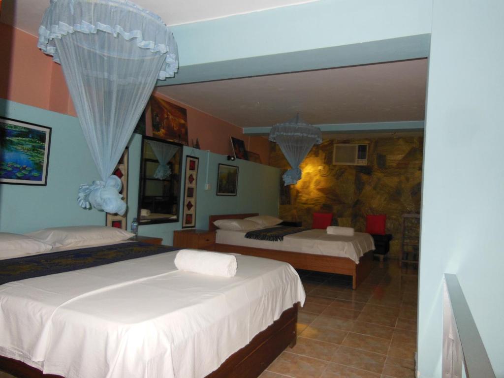 Days Inn Kandy Exterior photo